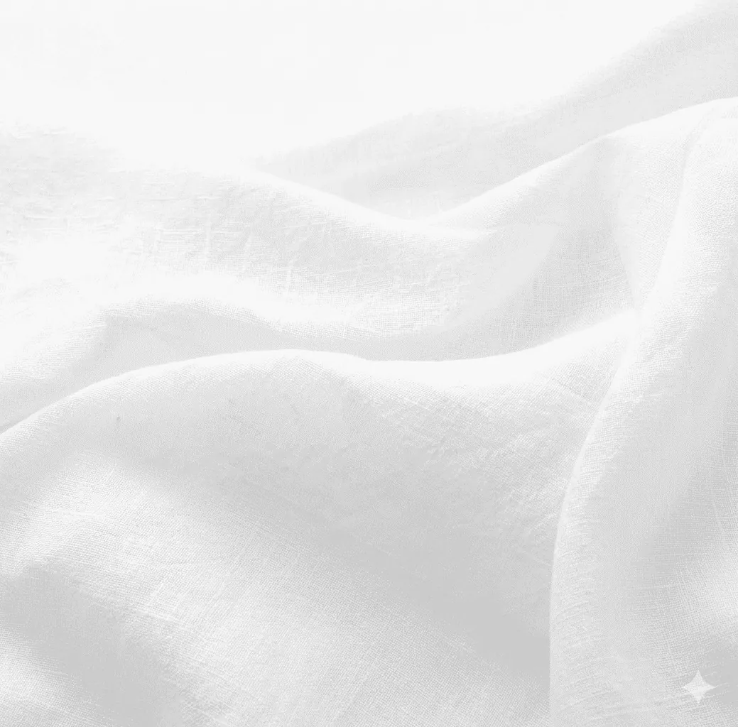 Soft texture and embossing for gentle cleansing.
